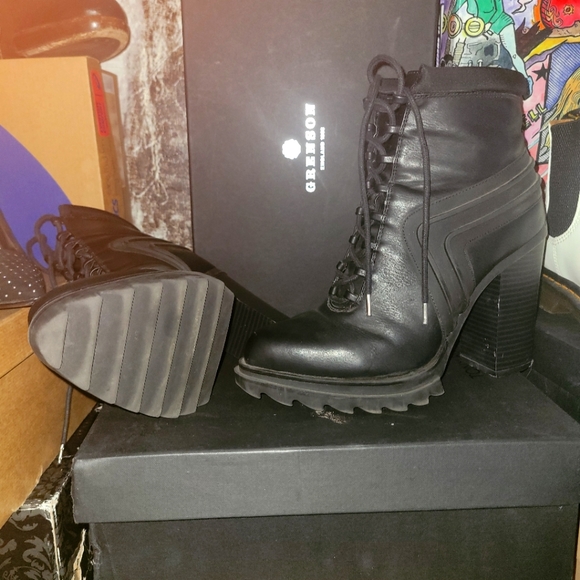 Women boots by Gwen Stefani - Picture 1 of 9
